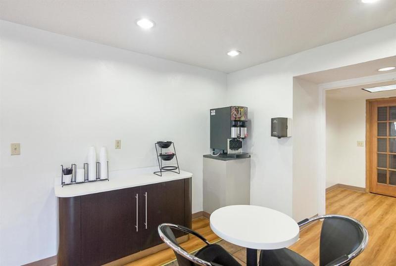 Studio Inn Extended Stay Oklahoma City Airport By Oyo Extérieur photo