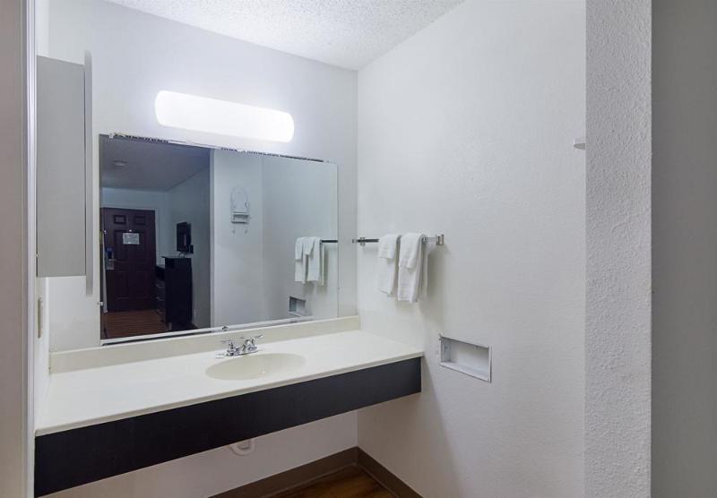 Studio Inn Extended Stay Oklahoma City Airport By Oyo Extérieur photo